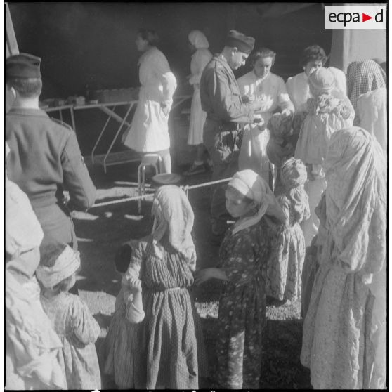 Assistance médicale gratuite. [Description en cours]