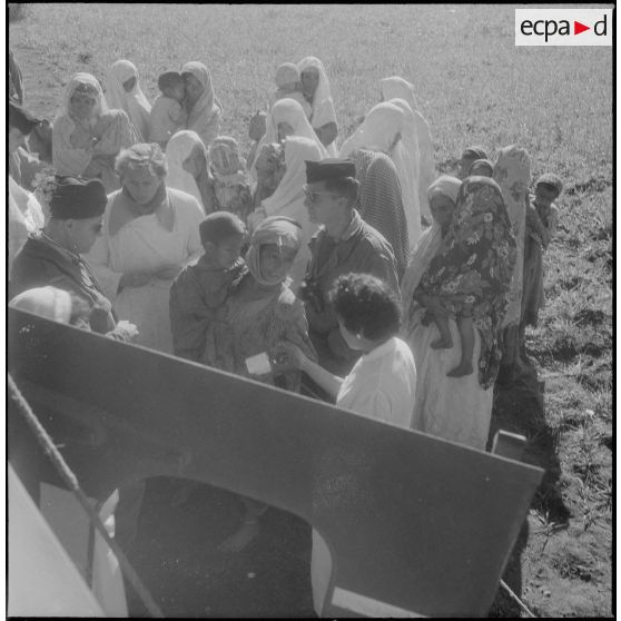 Assistance médicale gratuite. [Description en cours]