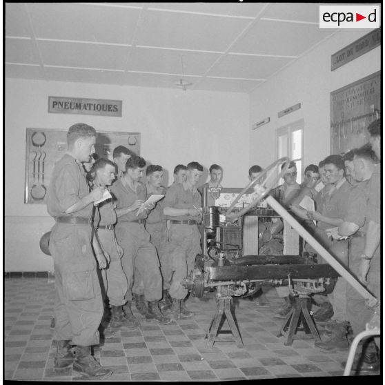 Le centre d'instruction de l'arme blindée et cavalerie (CIABC) du camp du Lido. [Description en cours]