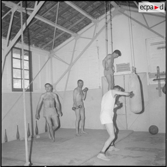 Le centre d'instruction de l'arme blindée et cavalerie (CIABC) du camp du Lido. [Description en cours]