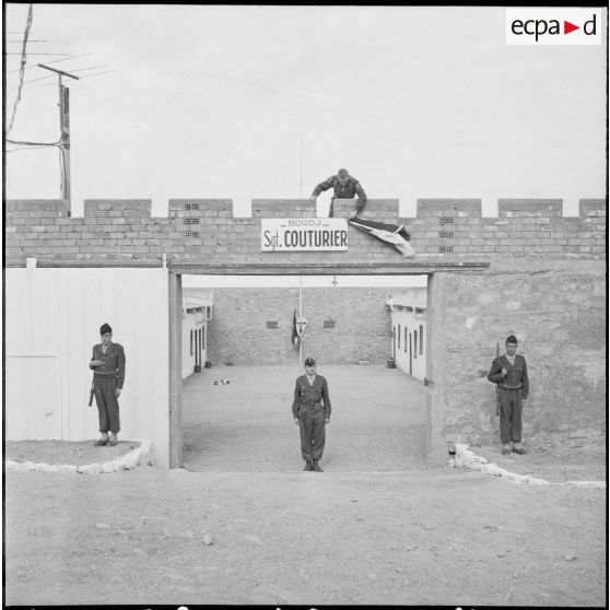 Inauguration du bordj Sergent Couturier. [Description en cours]