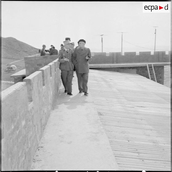 Inauguration du bordj Sergent Couturier. [Description en cours]