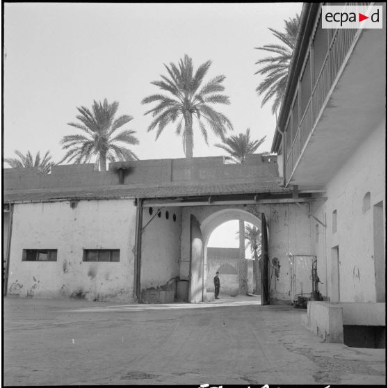 Inauguration du bordj capitaine Rageau. [Description en cours]