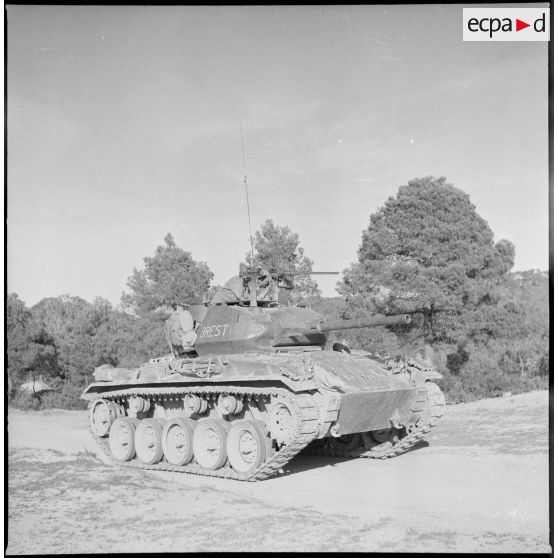 Le 50e RA aux Eaux-Chaudes et à Maillot. [Description en cours]