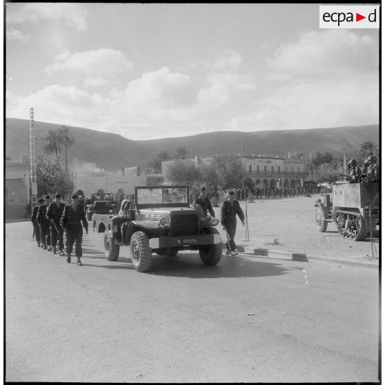 Obsèques de militaires. [Description en cours]