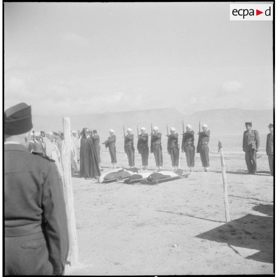 Obsèques de militaires. [Description en cours]