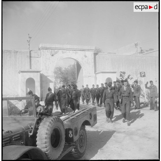 Obsèques de militaires. [Description en cours]