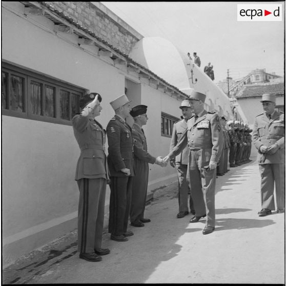Fêtes de l'Aïd El-Seghir à la base de transit militaire d’Alger. [Description en cours]