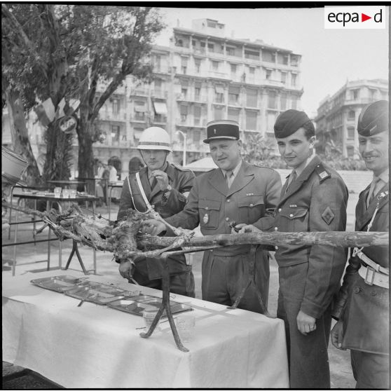 Fêtes de l'Aïd El-Seghir à la base de transit militaire d’Alger. [Description en cours]
