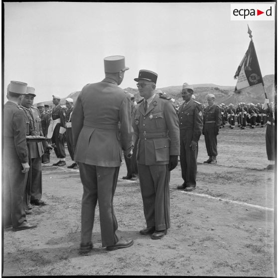 Fête du 1er régiment de tirailleurs algériens (RTA) à Boghari. [Description en cours]