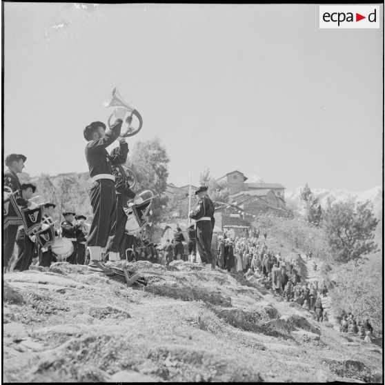Fête de l'Aïd El-Seghir dans le village de Zaknoun. [Description en cours]