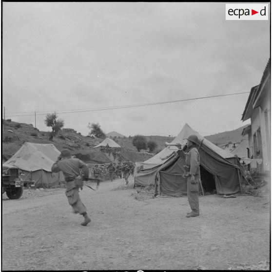 Opération avec le 60e RI. [Description en cours]