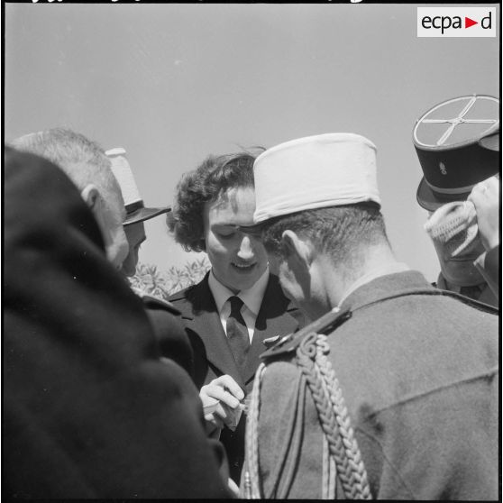 Cérémonie au centre de détente interarmées en présence du prince et de la princesse Napoléon. [Description en cours]