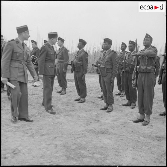 Inauguration d’une école dans le sahel algérois. [Description en cours]