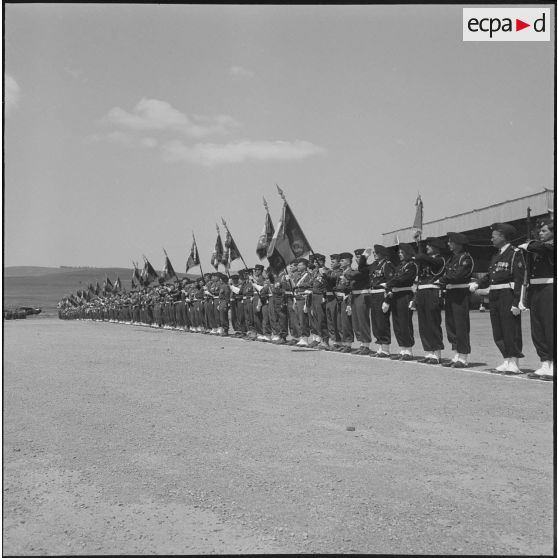 Départ du général Robert Loth du Constantinois. [Description en cours]