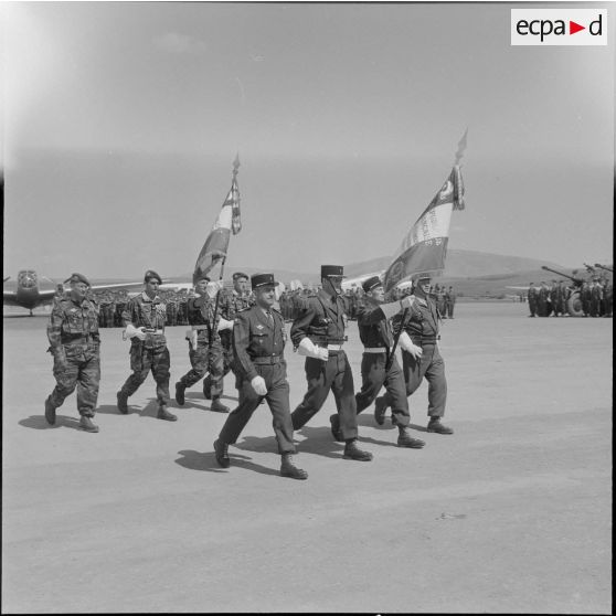 Départ du général Robert Loth du Constantinois. [Description en cours]