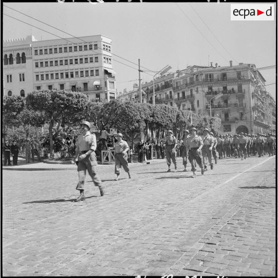 Commémoration du 8 mai 1945 à Alger. [Description en cours]