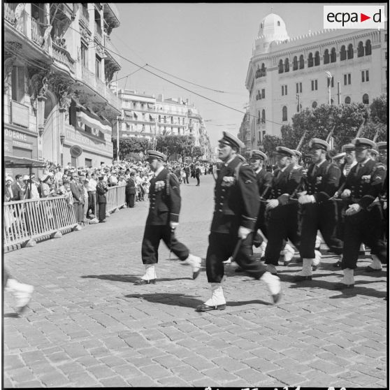 Commémoration du 8 mai 1945 à Alger. [Description en cours]