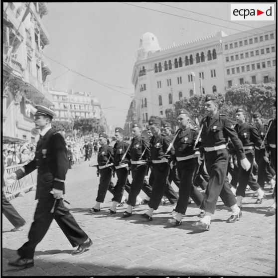Commémoration du 8 mai 1945 à Alger. [Description en cours]