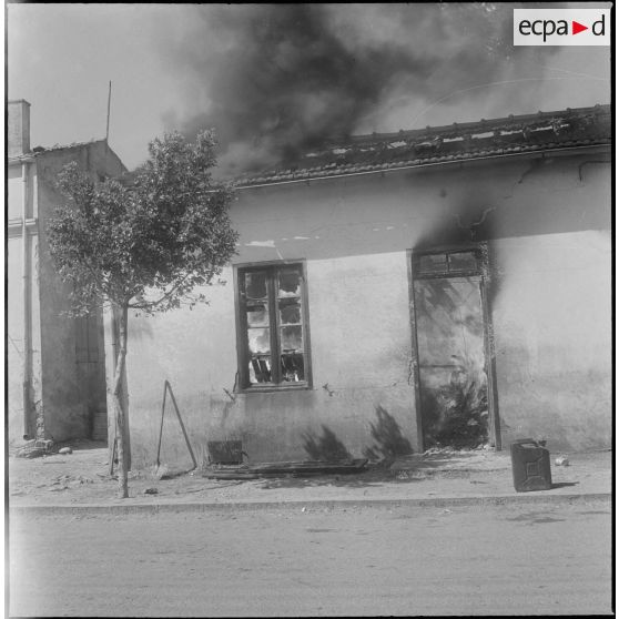 À Tigzirt chez le 15e bataillon de chasseurs alpins (BCA). [Description en cours]
