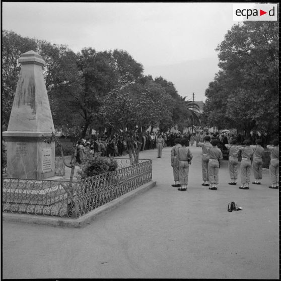 Hommage aux appelés exécutés en Tunisie. [Description en cours]