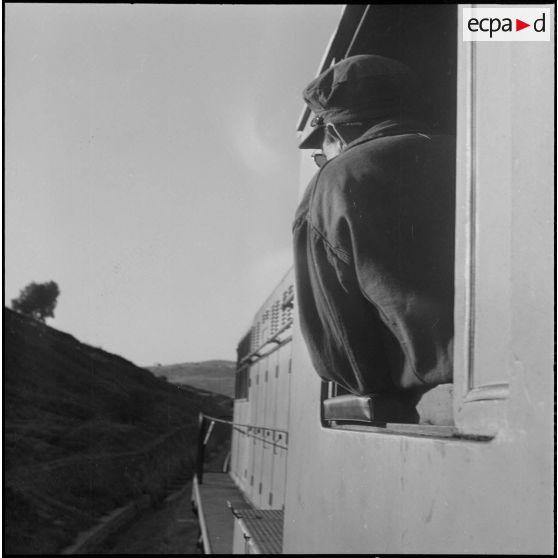Activité quotidienne de l’Office des Chemins de Fer Algériens (CFA). [Description en cours]