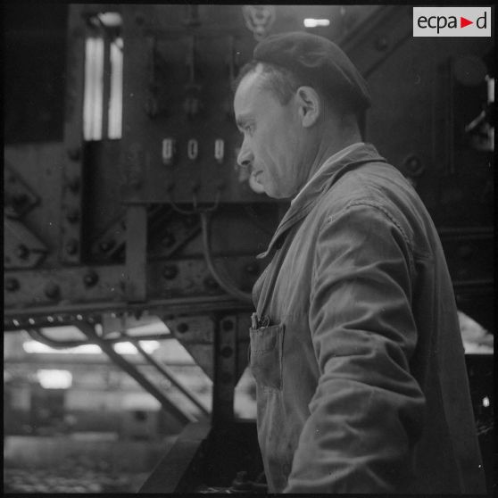 Activité quotidienne de l’Office des Chemins de Fer Algériens (CFA). [Description en cours]