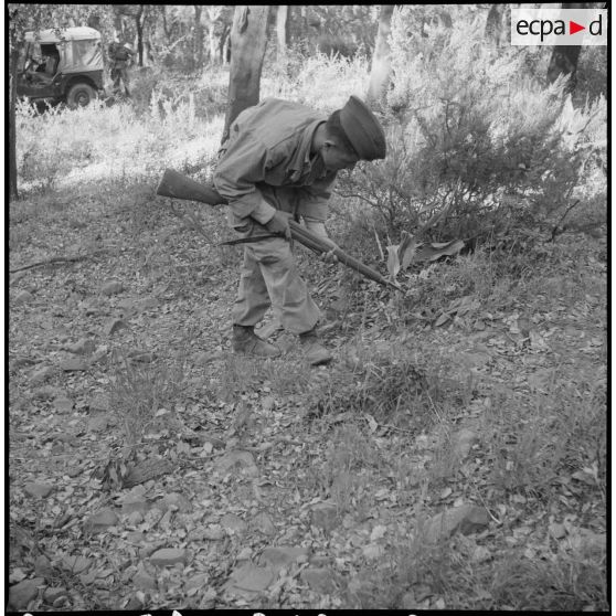 Vie quotidienne militaire dans la région de Constantine. [Description en cours]