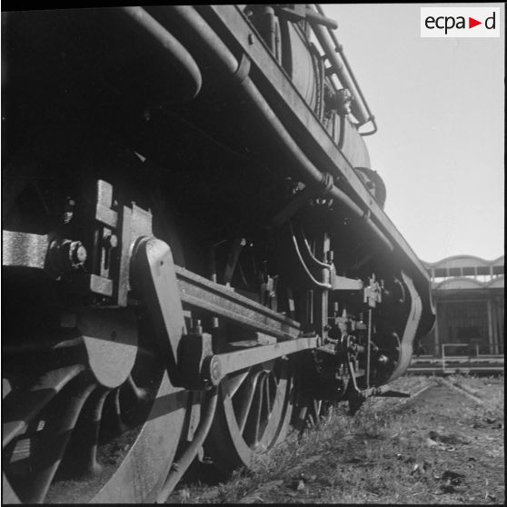 Coopération de cheminots et de militaires. [Description en cours]