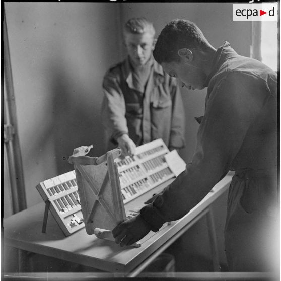 La petite imprimerie du Centre de formation de la Jeunesse algérienne (CFJA) de Terny.