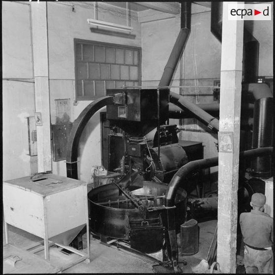 Entrepôts et ateliers de la gestion des subsistances militaires.