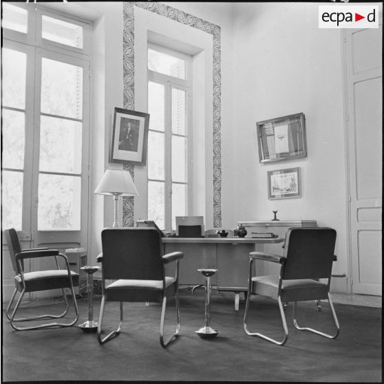 Alger. Etat-Major Interarmées (EMI). Bureau.