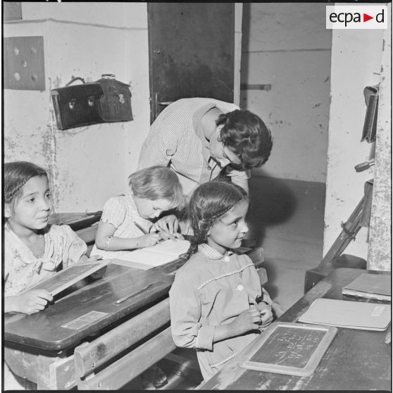 Tamanrasset. Une des salles de classe de l'école de filles.