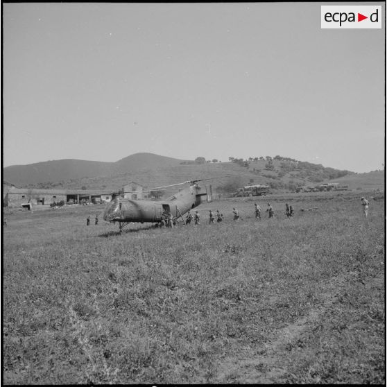 Le 2e REP en opération. [Description en cours]