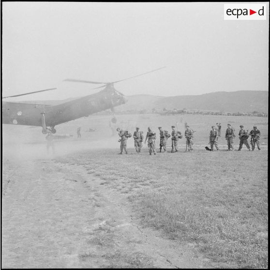 Le 2e REP en opération. [Description en cours]