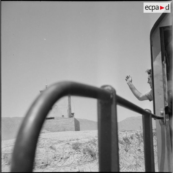 Transport ferroviaire de pétrole sur la ligne Philippeville-Touggourt. [Description en cours]