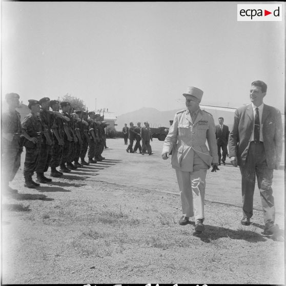 Visite d’une délégation du Comité de salut public d'Algérie en Corse. [Description en cours]