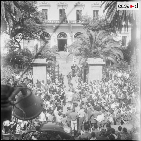 Visite d’une délégation du Comité de salut public d'Algérie en Corse. [Description en cours]