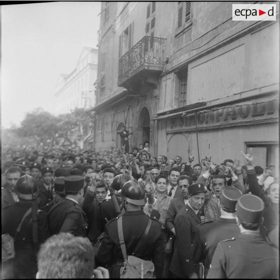 Visite d’une délégation du Comité de salut public d'Algérie en Corse. [Description en cours]