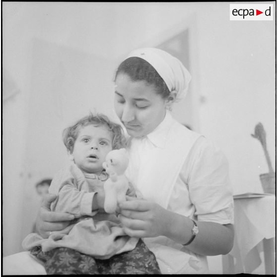 École d’infirmière à Alger. [Description en cours]