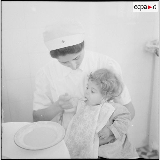École d’infirmière à Alger. [Description en cours]