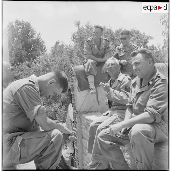 Vie quotidienne de fusiliers-marins. [Description en cours]