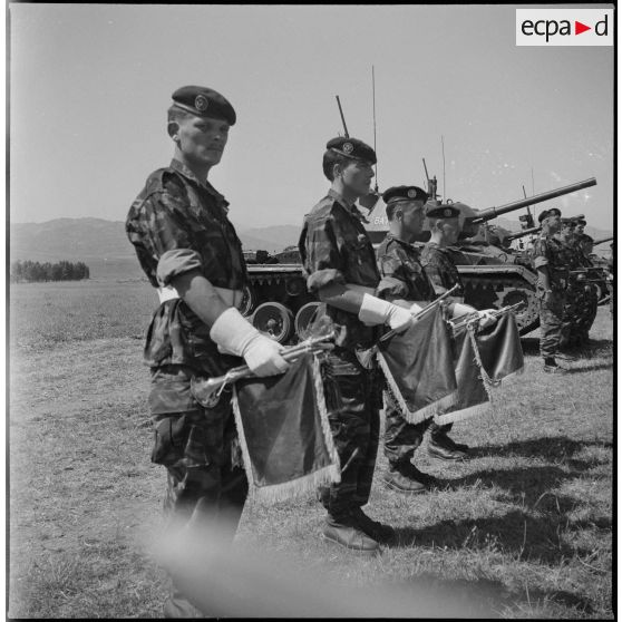 Passation de commandement au 13e RDP en Zone Est Algérois (ZEA). [Description en cours]