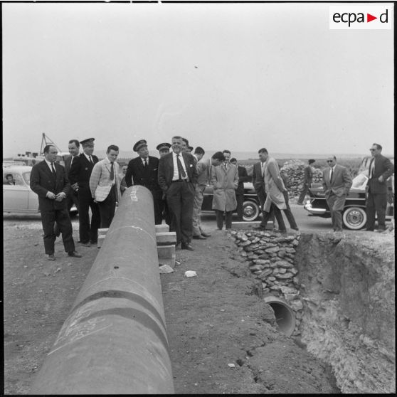 Vue de l'arrêt de gazéoduc Hassi R'Mel-Arzew.