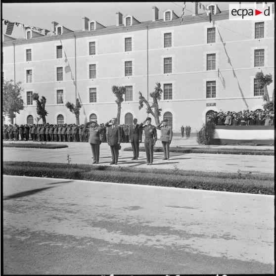 Sidi-Bel-Abbès. Commémorations du 97ème anniversaire du combat de Camerone. Les autorités.