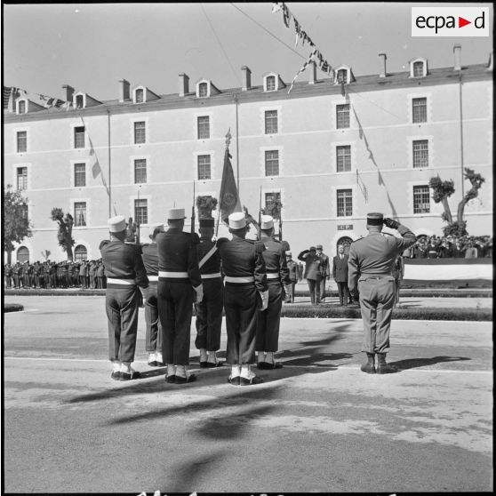 Sidi-Bel-Abbès. Commémorations du 97ème anniversaire du combat de Camerone. Les autorités.