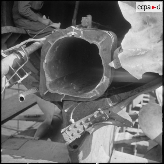 Alger. Avarie du sous-marin Laubie.