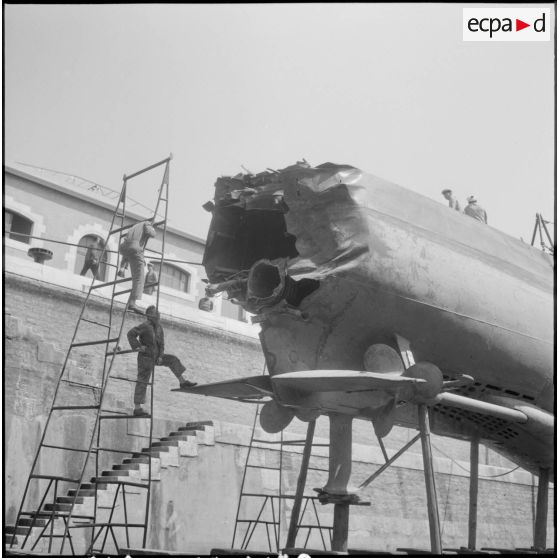 Alger. Avarie du sous-marin Laubie.