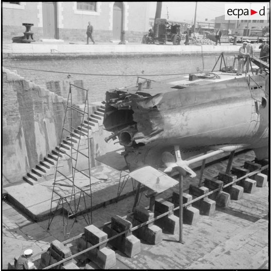 Alger. Avarie du sous-marin Laubie.