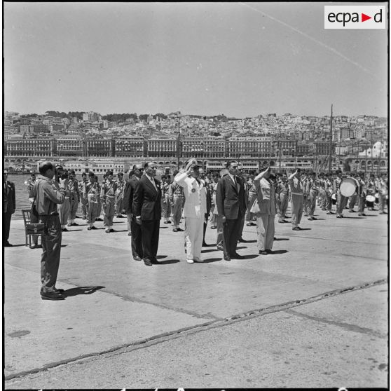 Alger. Môle de l'Amirauté. La cérémonie.